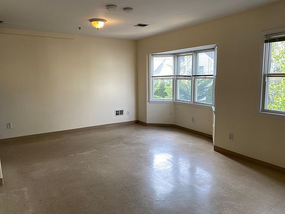 3rd image of 275 Liberty Ave #203