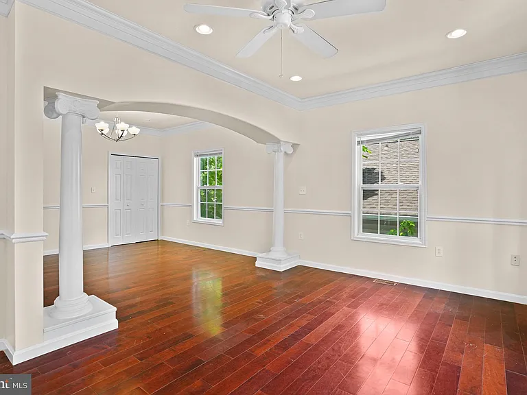 5115 Bass Pl SE — Photo 9
