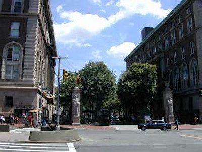 5th image of 305 Amsterdam Ave