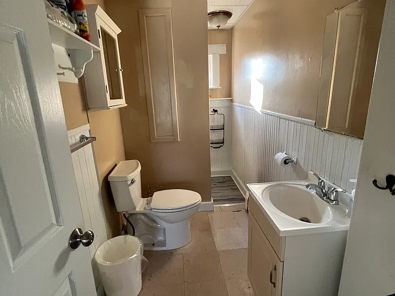 70 Elm St #2 — Photo 4