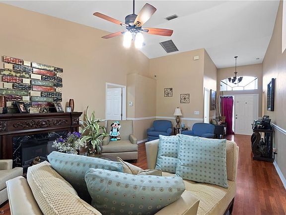 4th image of 18184 Horseshoe Bay Cir