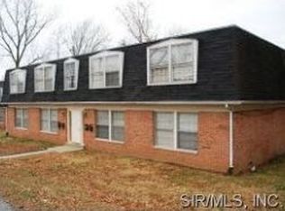 1209 Bristow Ln, Belleville, IL 62221
