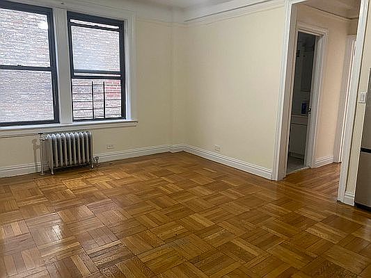 2nd image of 305 Lexington Ave APT 7D