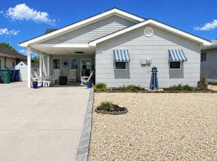 104 E Thames Rd, Little Egg Harbor, NJ 08087