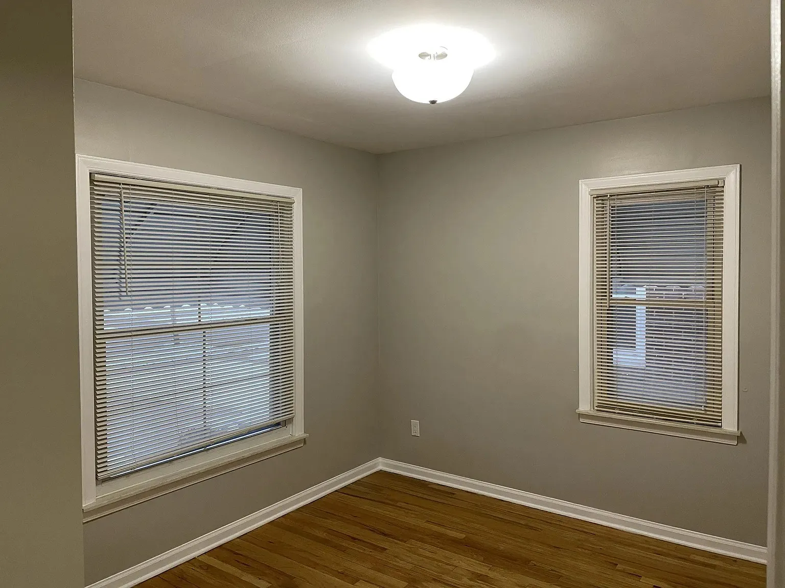 3454 Raymond Ave — Photo 3