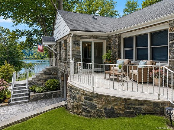 2nd image of 18 Kirk Lake Dr