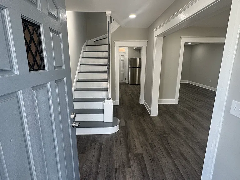 503 Chestnut Hill Ave — Photo 2
