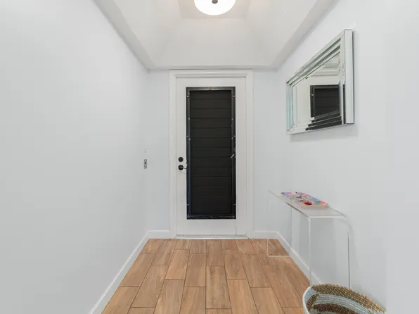 632 Brackenwood Cv, Palm Beach Gardens, FL 33418