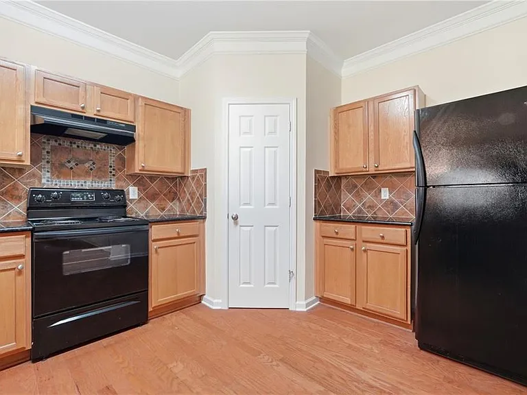 6147 Bellewood Ash Ln — Photo 13