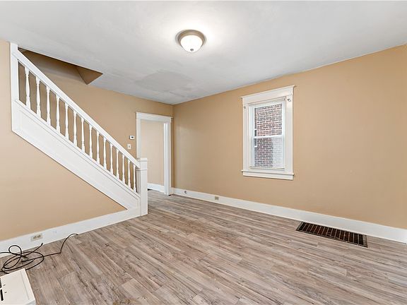 4th image of 7138 Apple St