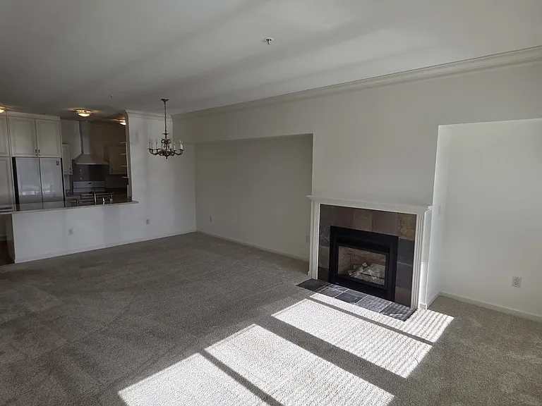 6125 NE 175th St #M102 — Photo 21
