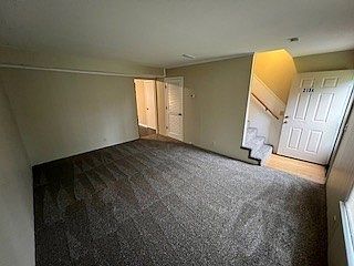 3rd image of 215A Nix Dr