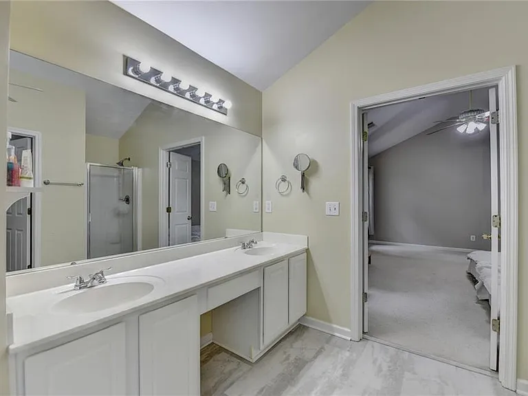 2172 Woodbriar Dr — Photo 41