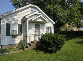 3 N Adams St, North Aurora, IL 60542