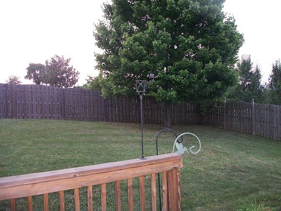 3rd image of 4333 Aylesbury Dr