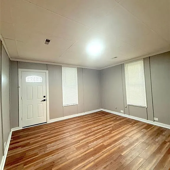 511 E Beckemeyer Ave — Photo 2