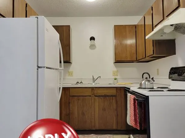 Park Apartments - 1105, 1105 12th St NE #9, Jamestown, ND 58401