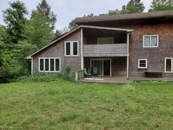 166 Rocky Top Rd, Hamden, CT 06514