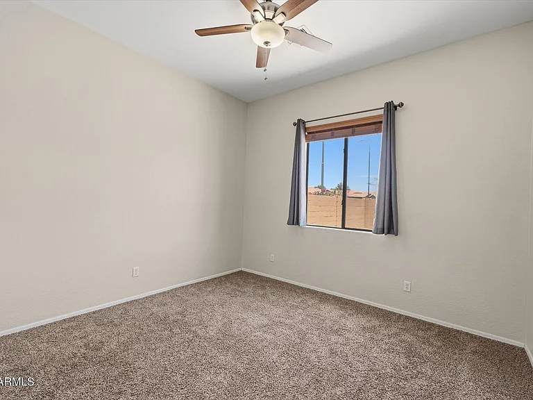 2619 E Hazeltine Way — Photo 22