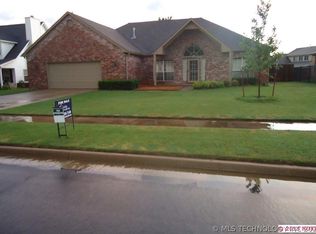 9504 N 109th East Ave, Owasso, OK 74055