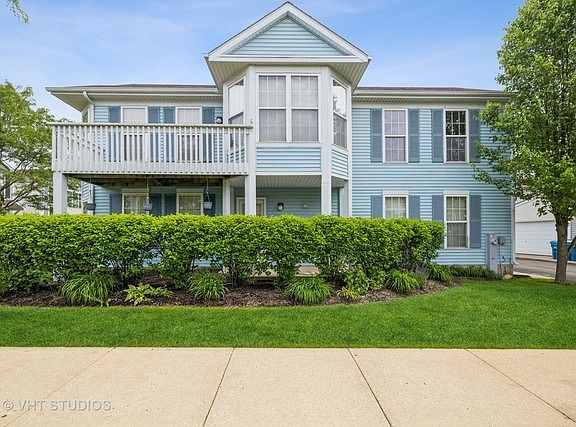 3rd image of 840 Symphony Dr