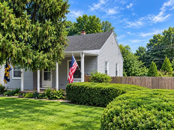 54208 Ironwood Rd, South Bend, IN 46635