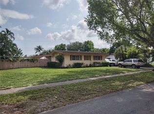 5532 SW 1st St, Fort Lauderdale, FL 33317