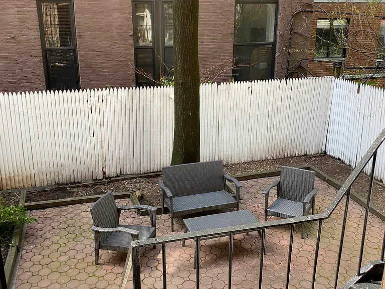 428 E 77th St #1B — Photo 8