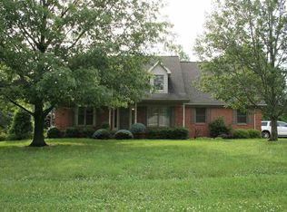 10655 Greenleaf Dr, Evansville, IN 47712