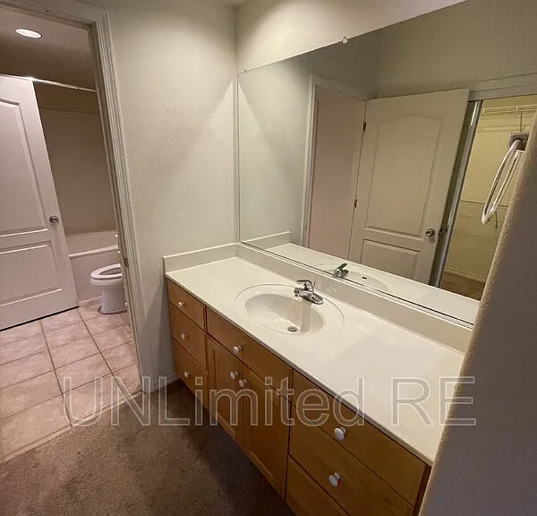 1401 N 4th St #225 — Photo 15