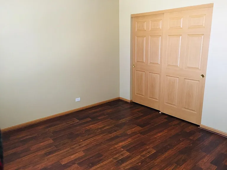 503 Heritage Ct — Photo 19