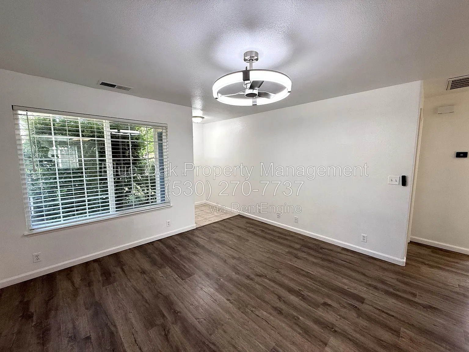 3 bed, 2.0 bath, 1181 sqft, $2,095 — Photo 3