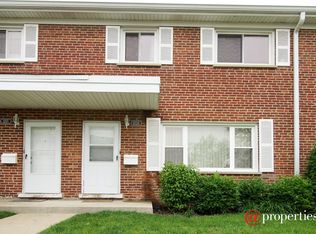 1212 N Boxwood Dr #A, Mount Prospect, IL