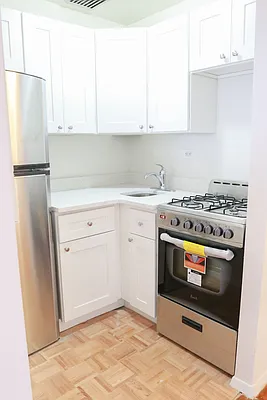 Rented by Triplemint | media 10