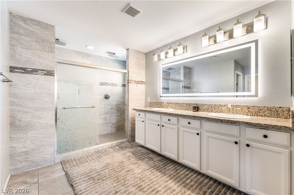 Apartment in Las Vegas - View 3