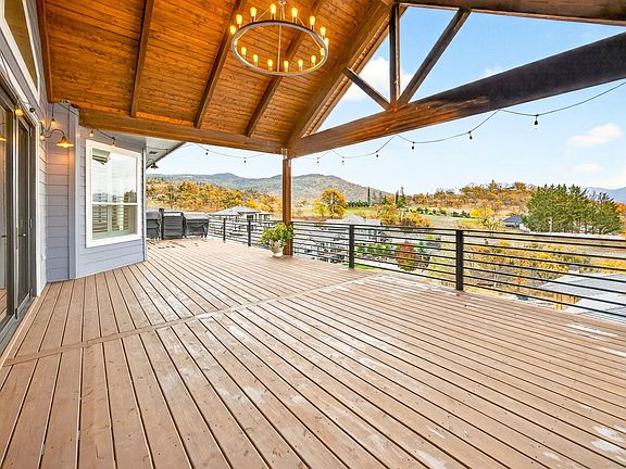 4th image of 5623 Autumn Park Dr