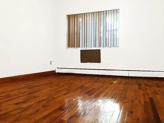 Rented by MNS | media 7