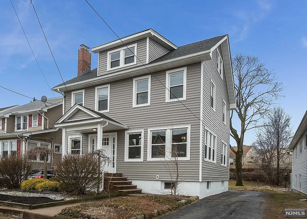 101 William Pl photo 1