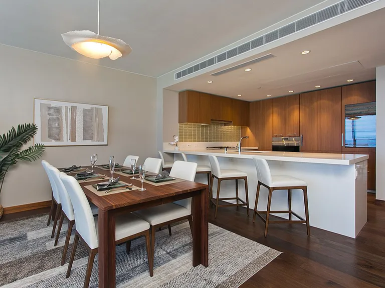 1555 Kapiolani Blvd #1800 — Photo 4