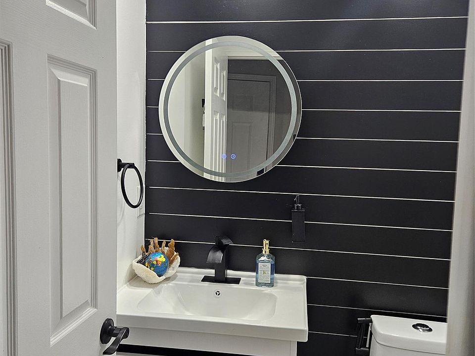 25470 Quarter Deck St, photo 7