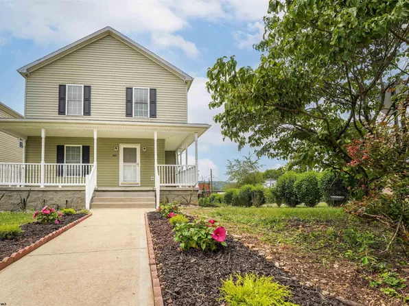 1300 Carlisle Ave, Morgantown, WV 26505