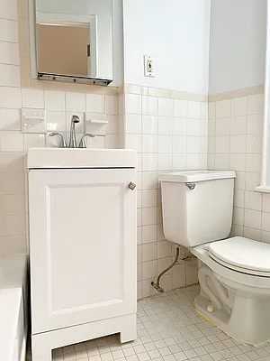Rented by Waverly Realty Associates | media 27
