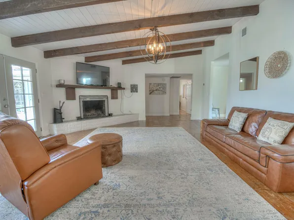 (undisclosed Address), Clovis, CA 93619