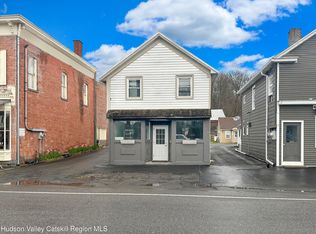 1126 Main St, Leeds, NY 12451