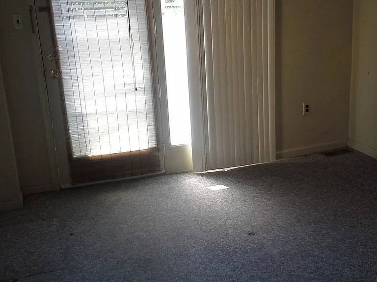 Large bedroom in quiet rear of bldg