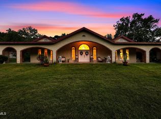 7120 Moccasin Valley Rd, Lebanon, VA 24266