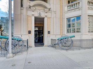 426 University Ave #1606, Toronto, ON M5G 1S9