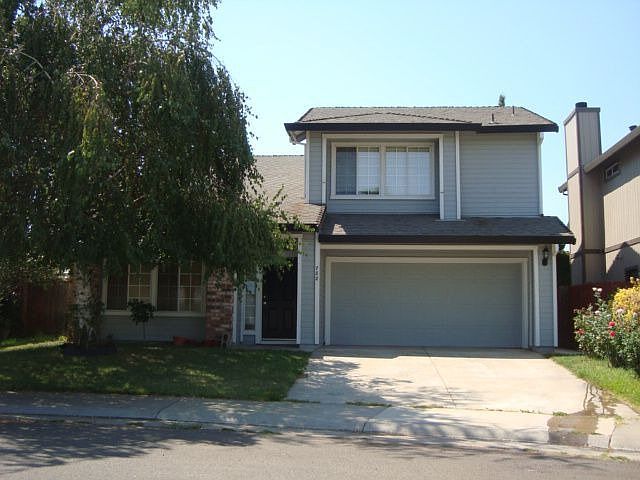 1st image of 788 Lyonia Dr
