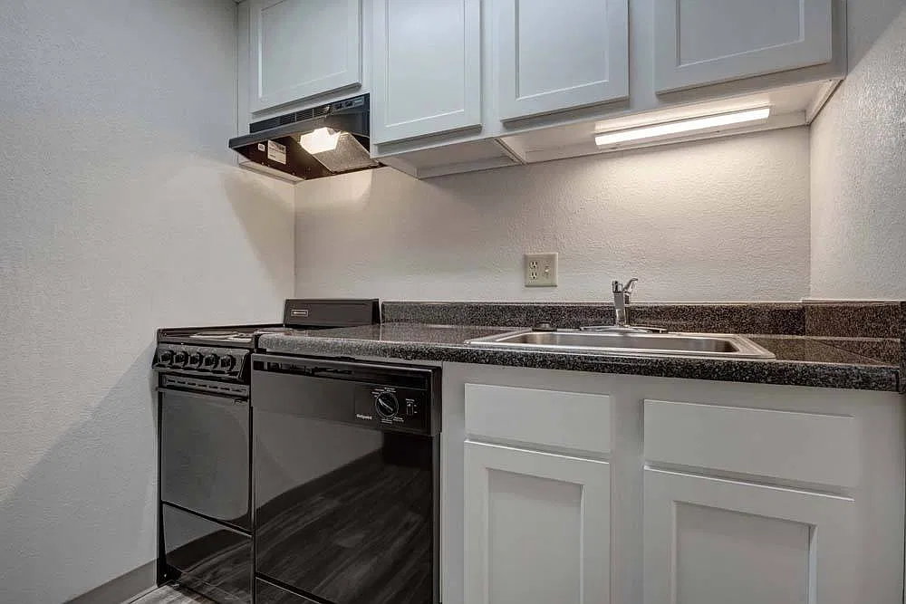 Valleyfield Apartments — Photo 2