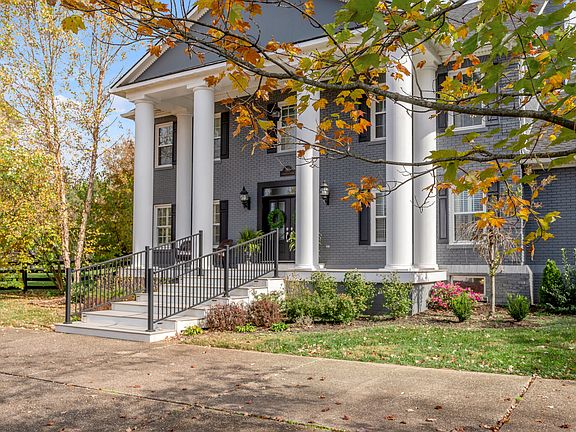 4th image of 101 Foxborough Ct